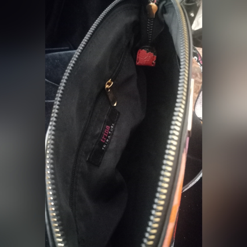 Hand Bag - Picture 5 of 5